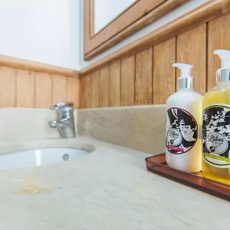 Alfama Renovated Charming Historic Flat Near Baixa Апартаменти Лісабон